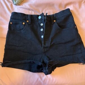 Levi Ribcage Shorts Size 27